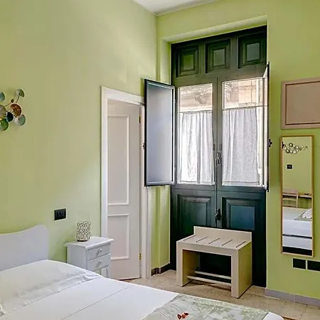 Couette-café Lavinia Reggio de Calabre