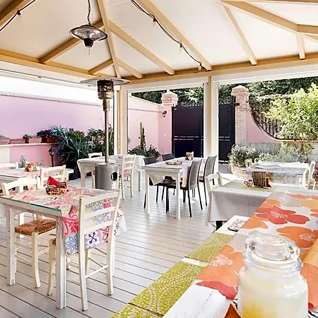 Lavinia Bed and Breakfast