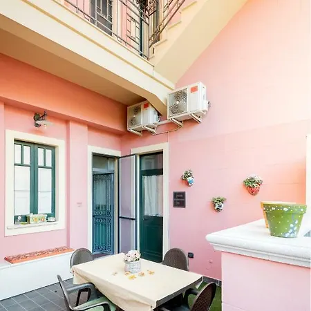 Frühstückspension Lavinia