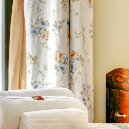 Lavinia Bed and Breakfast