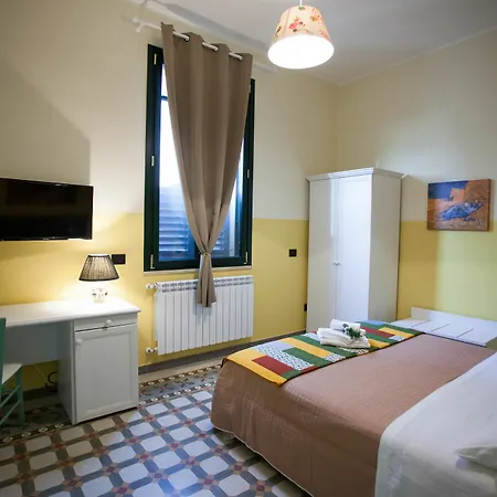 Frühstückspension Lavinia